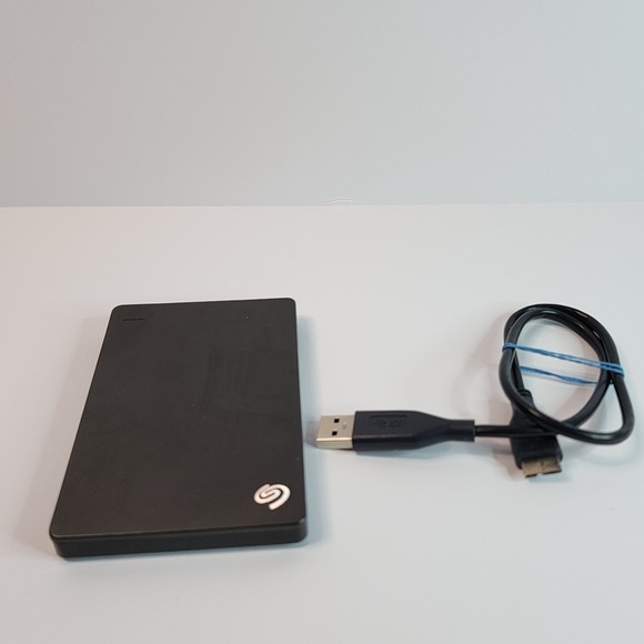 Seagate SRD00F1 Backup Plus Portable 2 TB Hard Drive w/ USB Cable Tested & Works - Picture 2 of 5